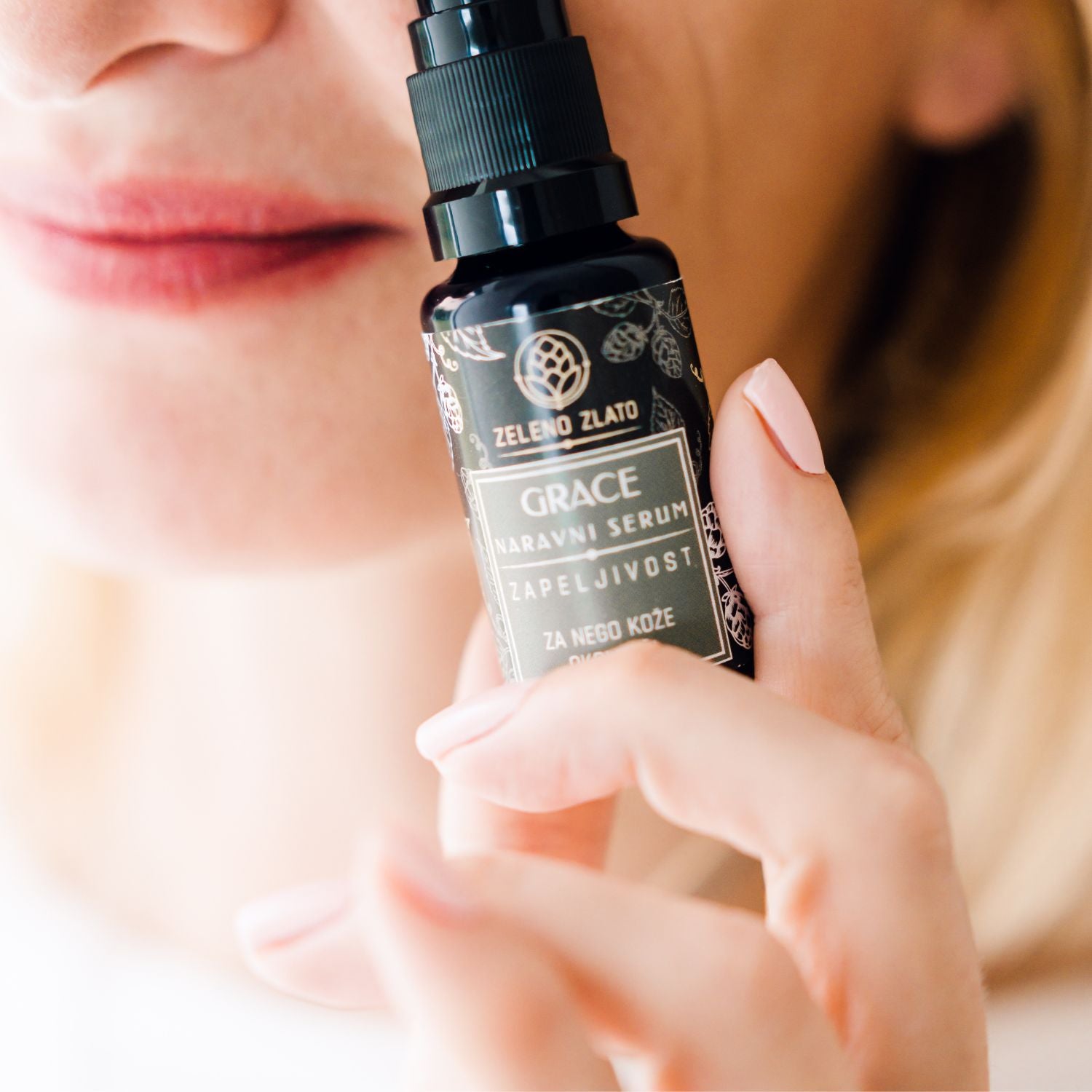 Grace naravni serum za nego kože okoli oči