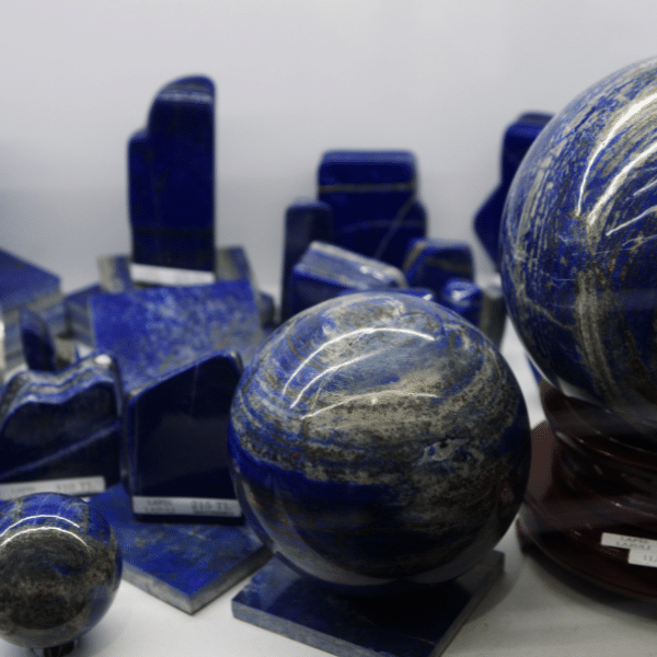 krogla lapis lazuli