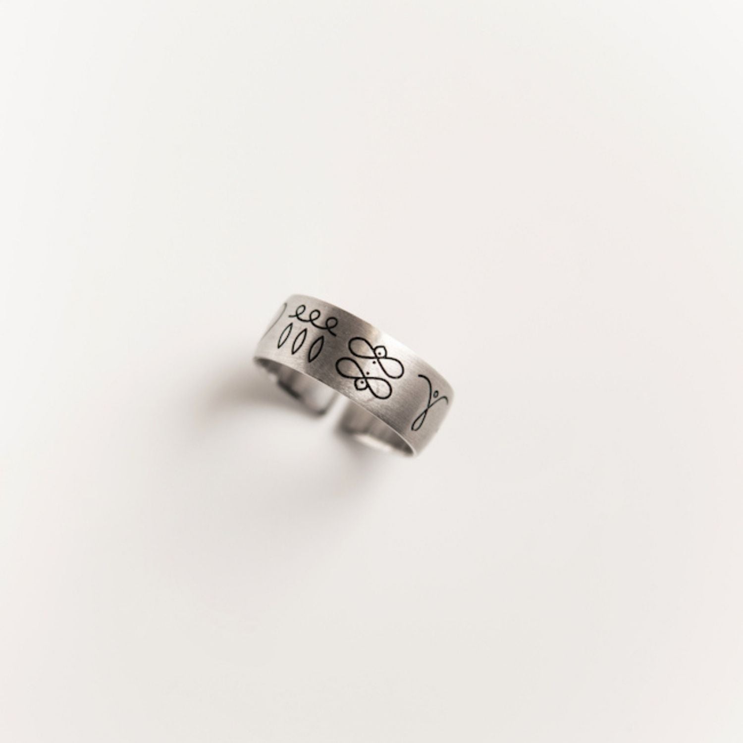 eternity life ring prstan srebrn zgoraj