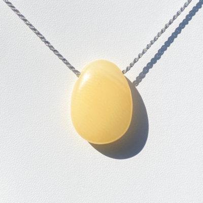 kristal rumeni kalcit